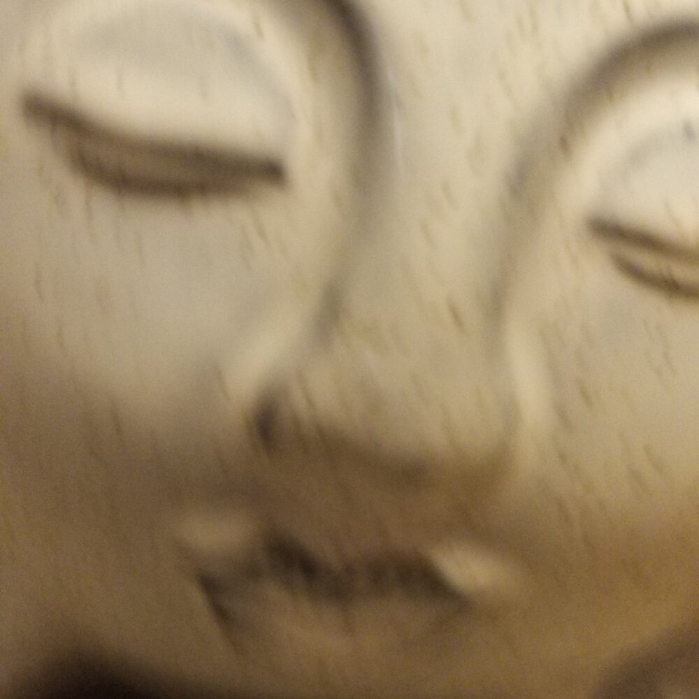 2 PIECE FACE POT SET...   GREAT FOR   CELL PHONES ..REMOTES ...    PLANTS ... - Picture 7 of 8
